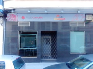 Sede de "Tele Coruña", con "Radio Intereconomía". /Foto: ramblalibre.com.