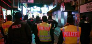 Policía en la Nochevieja de Hamburgo.