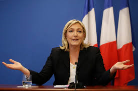 Marine Le Pen sigue liderando el voto joven y Fillon se desinfla