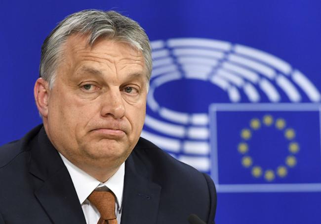 Orban: «Plantaremos cara al sistema mafioso de Soros y a los burócratas de Bruselas»