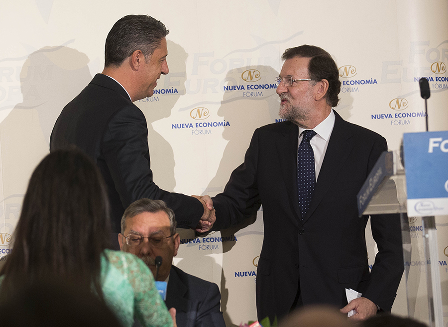 Rajoy hunde a García Albiol