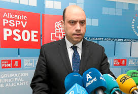 Guanyar Alacant exige que el PSOE aparte a Echávarri