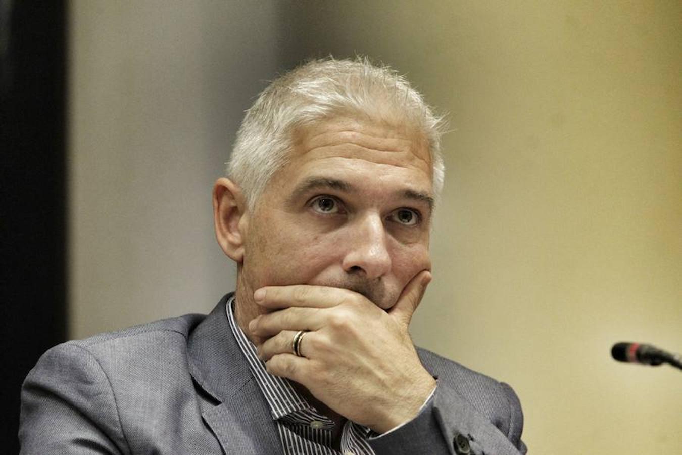 Armando Esteve, alcalde de Novelda, pide la baja en UPYD