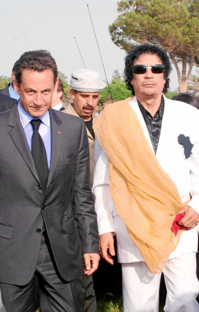 Nicolas Sarkozy llevó a Europa a la guerra para matar a Gadafi y tapar su corrupción