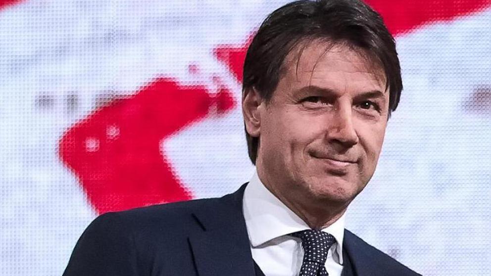 Giuseppe Conte, primer ministro de Italia: subsidio de 780 euros para italianos, legítima defensa y cierre de campamentos irregulares