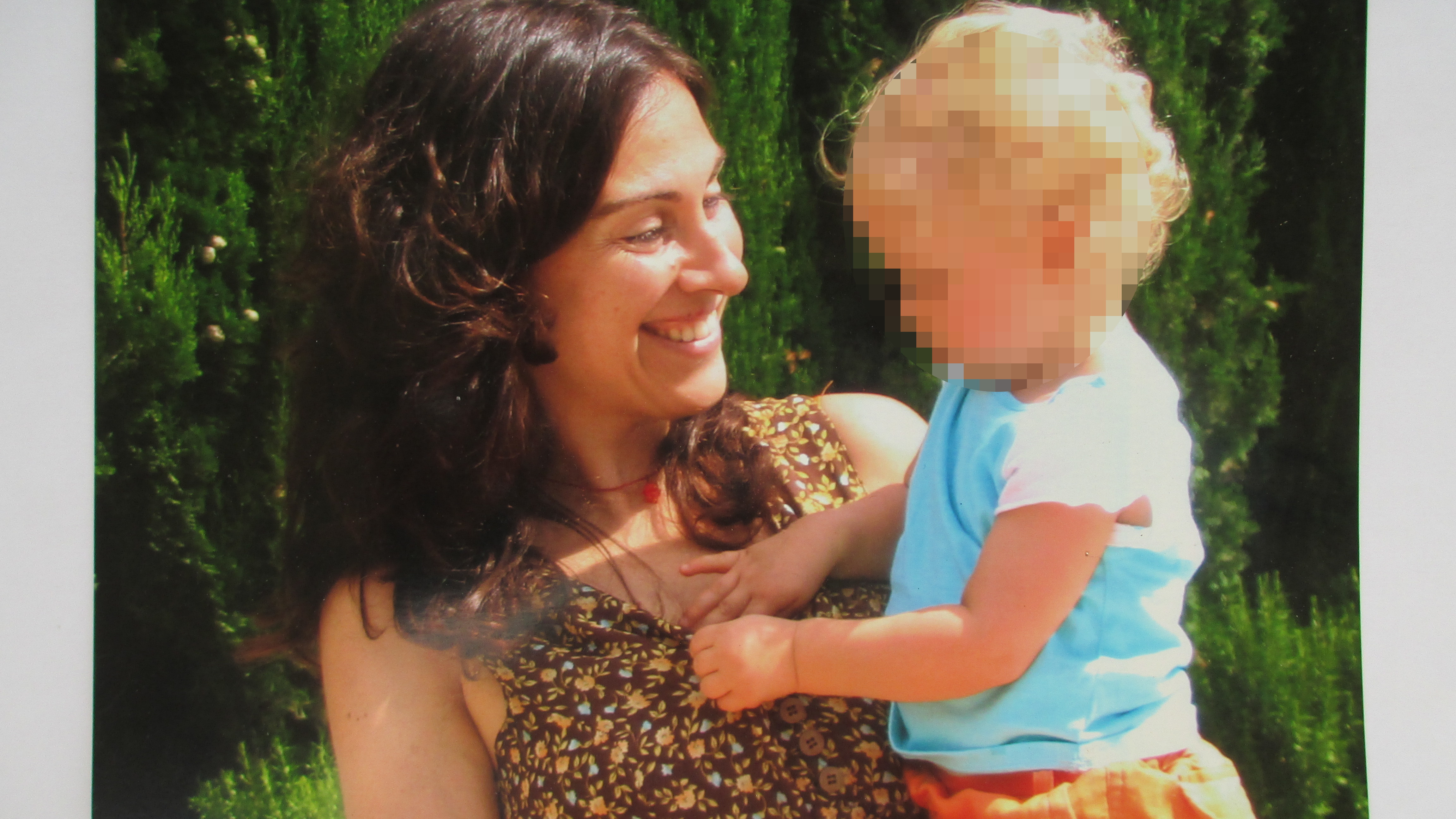 Cristina López: cinco denuncias por ejercer de madre