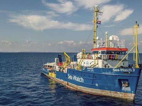 Un nuevo barco, el SeaWatch 3, se posiciona en el costa libia para recoger inmigrantes