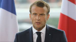 Macron justifica lo injustificable: «Amo a todos los niños de la República»