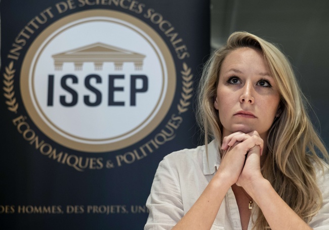 Marion Marechal Le Pen avisa de que España va camino de los males de Francia y pide una reacción impactante en las europeas