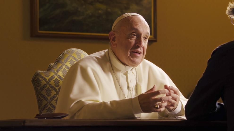 Bergoglio no es un hereje, es, simplemente, un completo imbécil