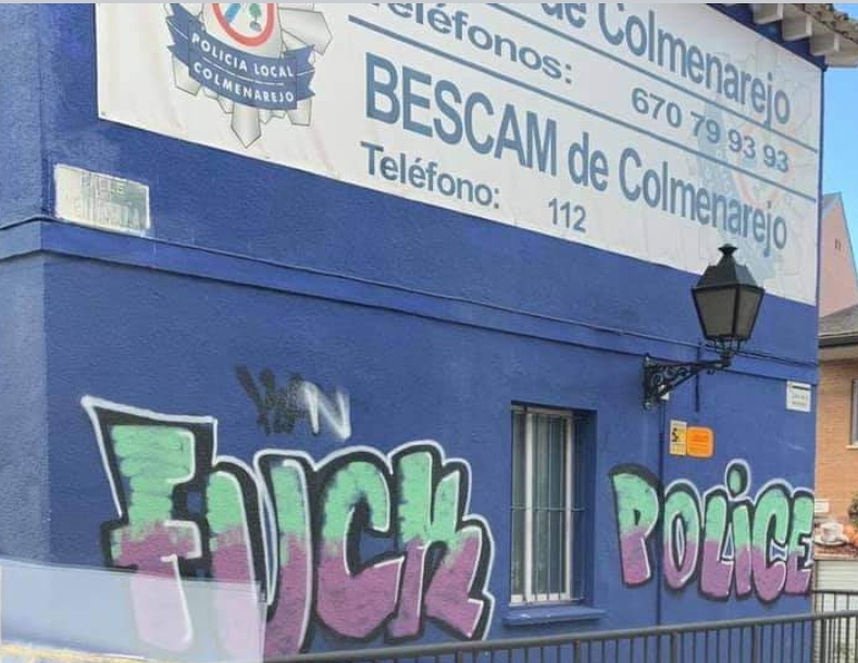 Colmenarejo: ¡El vandalismo llega al edificio de la Policía Local!