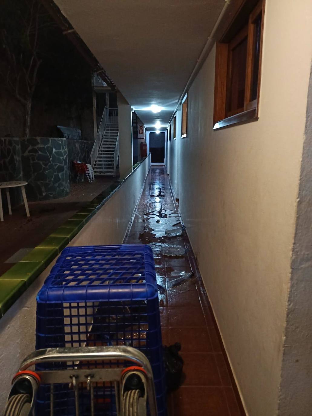 Canarias: Dos monitores heridos en un altercado con menas