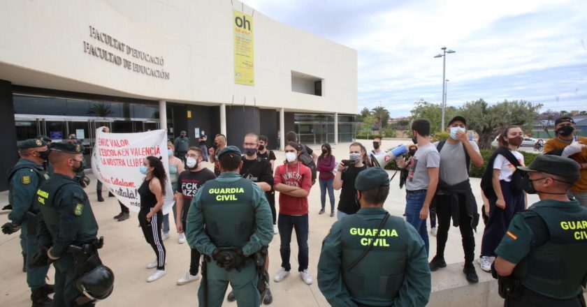 El diputado y líder sindical David García miente sobre su agresión en la Universidad de Alicante