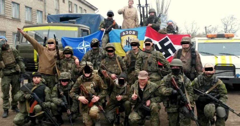 Soldados ucranianos comienzan a disparar contra ciudadanos que no son nazis