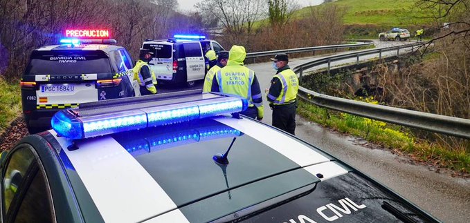 REPENTINITIS: Fallece un ciclista de Oviedo tras despeñarse por el río Cabra, en Llanes