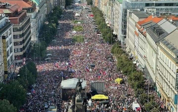 Gran manifestación en Praga contra la subida de la energía, la UE y la OTAN