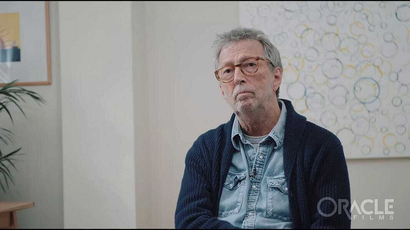 Eric Clapton: «No puedo dormir por el dolor… la vacuna tomó mi sistema inmunológico y simplemente lo sacudió»