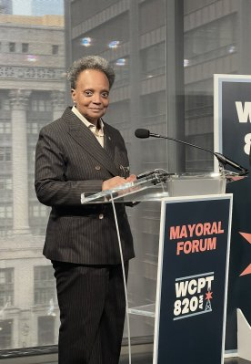Chicago, ciudad progre y sin ley, le da una patada a la ex alcaldesa lesbiana e icono de Black Lives Matter