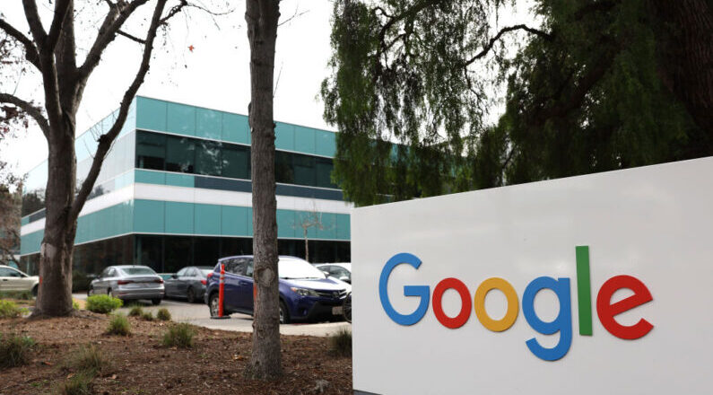 El “Padrino de la IA” abandona Google para alertar sobre una tecnología que da “miedo”