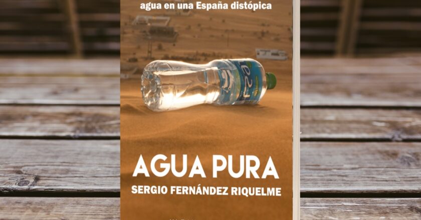 Agua pura, la nueva novela distópica de Sergio Fernández Riquelme: ¿Y si España se queda sin agua tras guerras y pandemias?