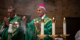Obispo Strickland, víctima de la tiranía del excomulgado Bergoglio: “El rosario ha cobrado para mí una vida realmente asombrosa”