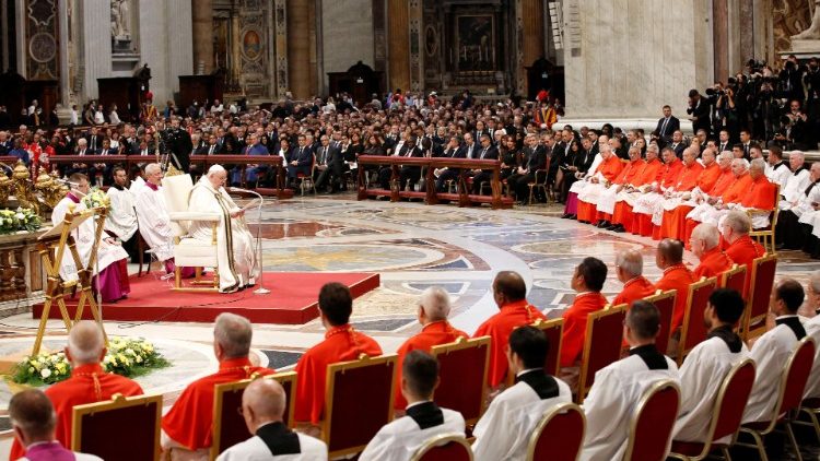 Carta del Editor: Una pandilla de herejes modernistas como Bergoglio, pura putrefacción de la gran apostasía, elevados al cardenalato