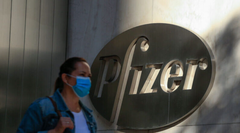 Pfizer vuelve a registrar números rojos en bolsa durante el primer trimestre